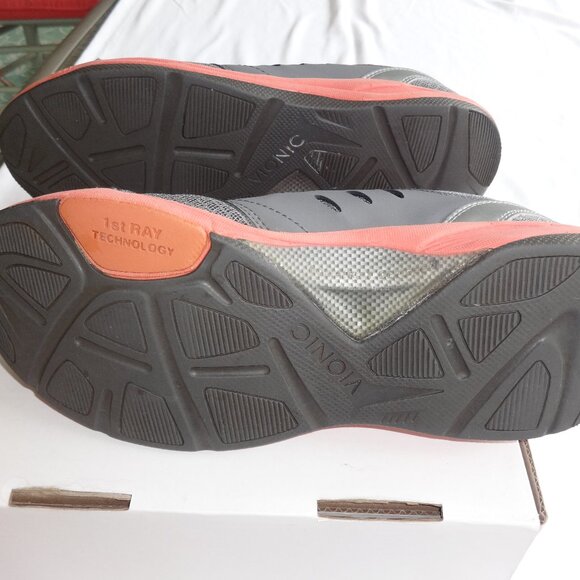 Vionic Venture women's size 10 sneakers Dark Grey mesh with orange laces & trim - Picture 8 of 13